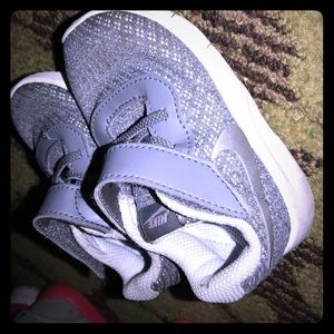 Toddler size 5 Nike